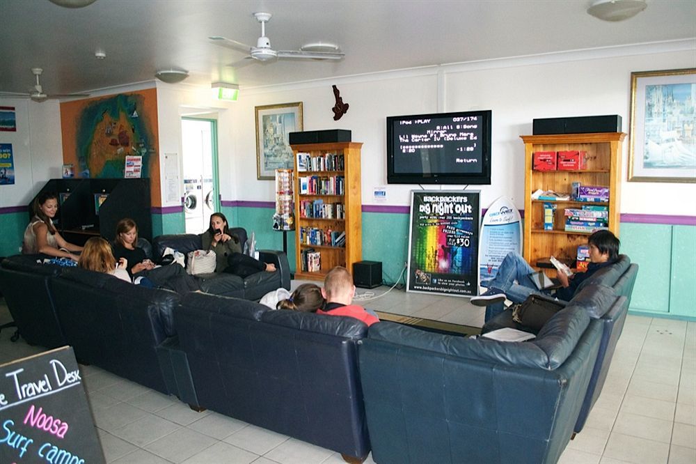 Aquarius Gold Coast Hostel Buitenkant foto